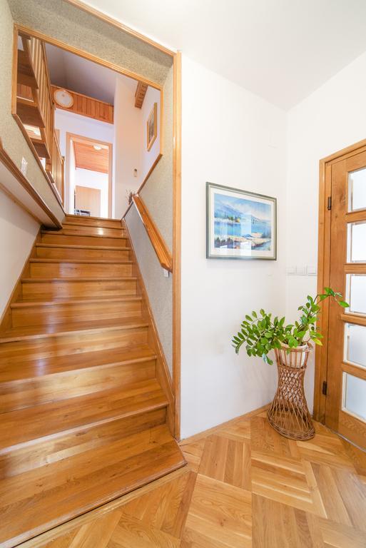 Apartment Bastaja Слуни Екстериор снимка