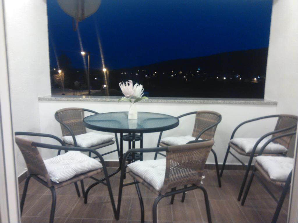 Apartment Bastaja Слуни Екстериор снимка